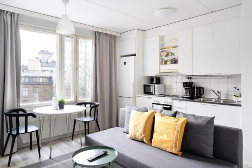 Kallio Apartment | Pet-Friendly Hiisi Homes in Helsinki Sörnäinen - Rated 8/10