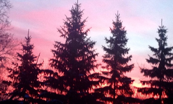 Plymouth House | Adventure Awaits: Hike, Ski & Skate with Spa Included