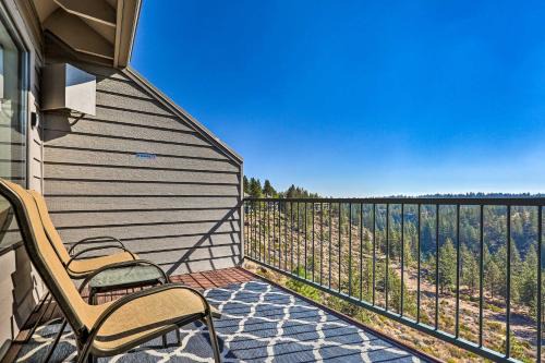 Century West Apartment | Inviting Bend Condo with Pool Access & Nearby Hiking Trails