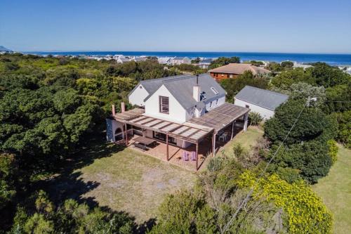 Betty's Bay House | Hilbre House