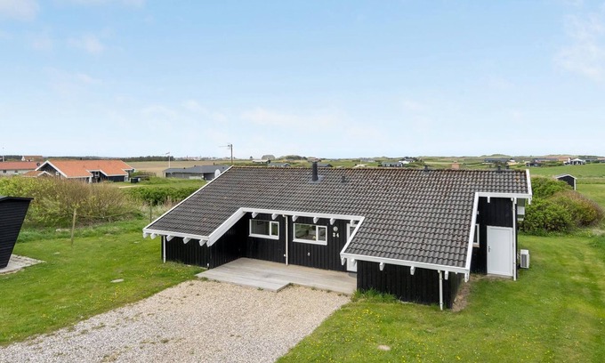 Lokken House | Hilkka: Relax by the Sea with Pool and Spa Amenities