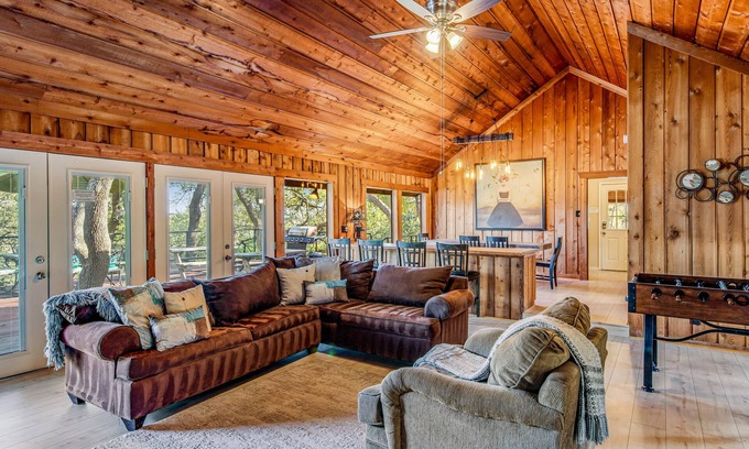 Dripping Springs House | Idyllic Hill Country Retreat with Private Pool & Game Amenities