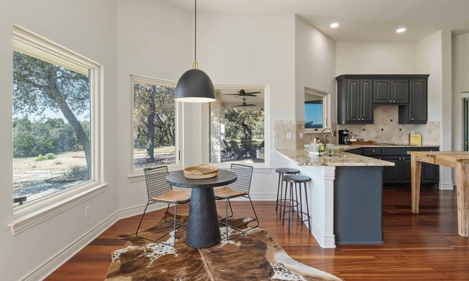Dripping Springs House | Experience Hill Country Norwood Estate with Private Pool