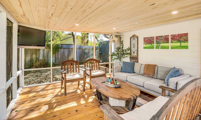 West Oak Hill House | Hill Country Retreat *Cozy Outdoor Living Space*