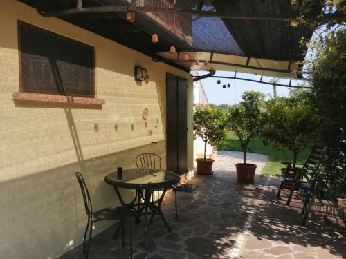 Lonato del Garda Apartment | Pet-Friendly Hill House: Rated 9.6/10 by Guests