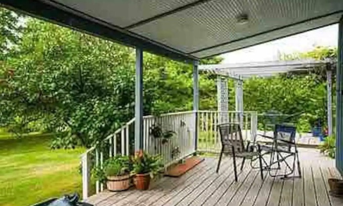 Northfield Cabin | Secluded Hilltop Retreat with Natural Beauty and Amenities