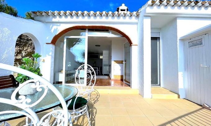 La Sabatera House | Hill Top House: Scenic Mountain Views in Moraira