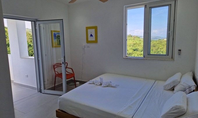 Las Terrenas Villa | Seaview Villa: Hill View Room with Pool & Spa Amenities