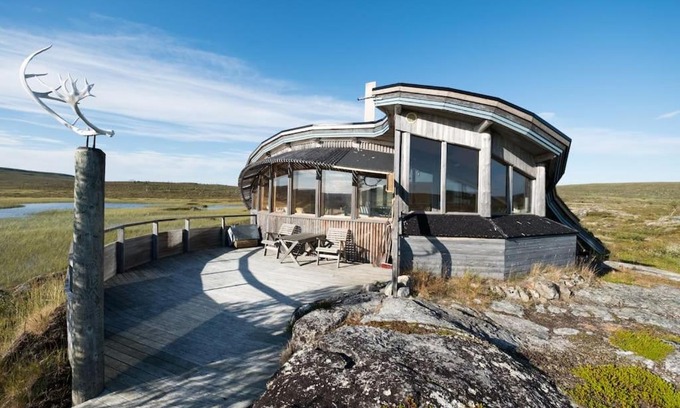 Utsjoki Apartment | Experience Hillagammi: Unique Wilderness Retreat for All