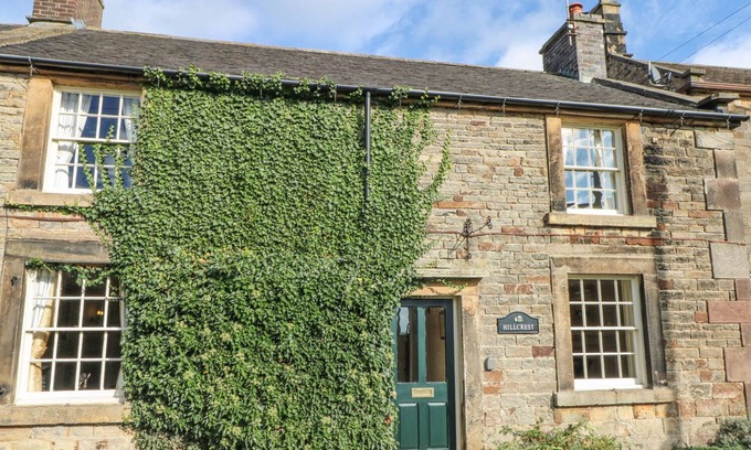 Longnor Cottage | Family-Friendly Hillcrest Cottage in Charming Longnor