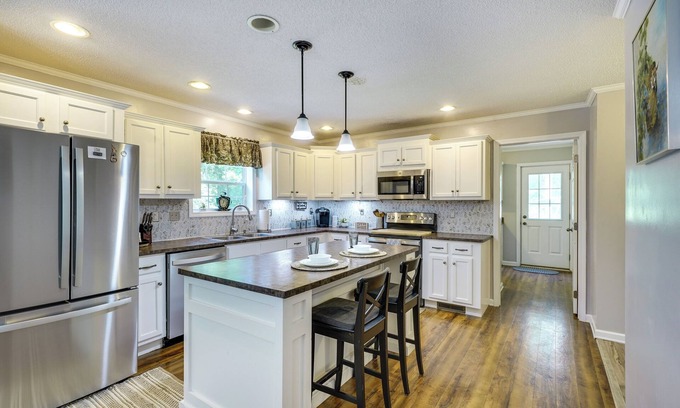 Hillsborough House | Inviting Hillsborough Vacation Rental Near Durham Attractions