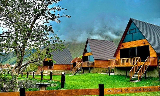 Gergeti Cottage | Unforgettable Hillside Kazbegi: 10/10 Guest Rated Retreat