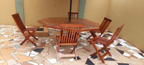Majengo Cabin | Hillsview Resort Logere