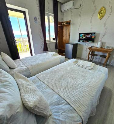 Kutaisi House | Top-Rated HillTOP Kutaisi: Family-Friendly & Breakfast Included
