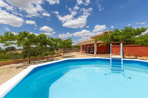 Aledo Villa | Hilltop Haven by Fidalsa