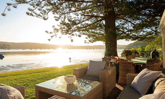 Palm Beach House | Experience Hillview: Family-Friendly with Pool & Breakfast