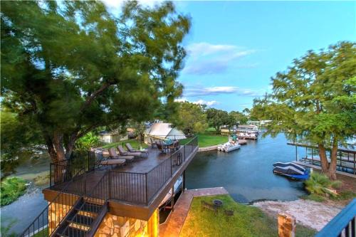 Granite Shoals House | Hillview Estate