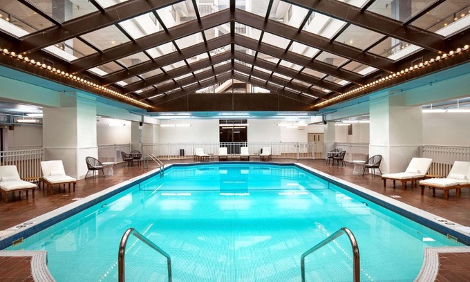 Appleton Hotel | Relax at Hilton Appleton Paper Valley with Ocean View & Pool