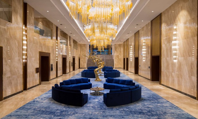 Yesil District Hotel | Discover Hilton Astana: 5-Star Comfort with Pool & Spa
