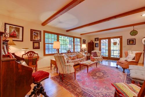 Ames Apartment | Hilton Coliseum Townhome Near Jack Trice Stadium