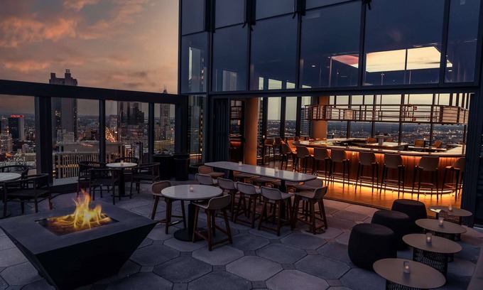 Arena District Hotel | Elegant Hilton Columbus Downtown: Eco-Friendly & Family Ready