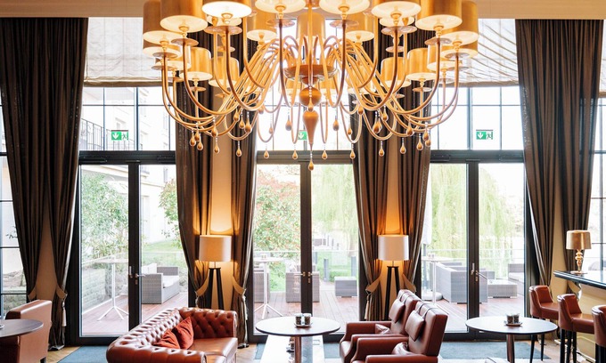Neu-Isenburg Resort | Elegant Kempinski Hotel Frankfurt Gravenbruch with Spa & Pool
