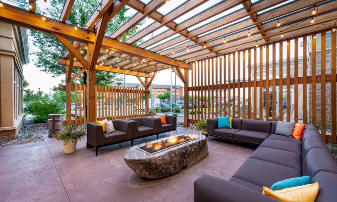 Billings Hotel | Elegant Hilton Garden Inn Billings with Pool & Spa Access