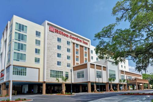 Biloxi Hotel | Relax at Hilton Garden Inn Biloxi with Oceanfront Views