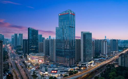 Chenghua Hotel | Discover Hilton Garden Inn Chengdu Chenghua: Family-Friendly Stay