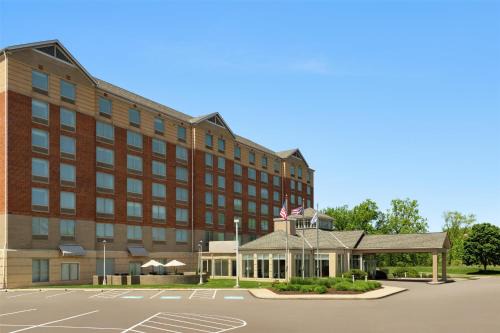 Cleveland Hotel | Discover Comfort at Hilton Garden Inn Cleveland Airport
