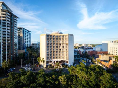 Darwin City Centre Hotel | Discover Hilton Garden Inn Darwin with Oceanfront Views