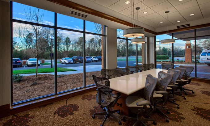 Durham Hotel | Top-Rated Hilton Garden Inn Durham with Pool & Dining