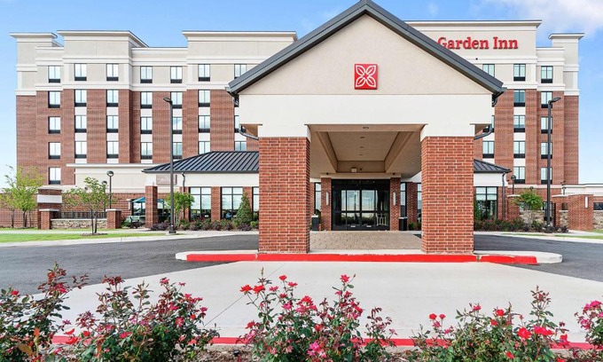 Edmond Hotel | Guest Rated 9.1: Hilton Garden Inn Edmond Near Attractions