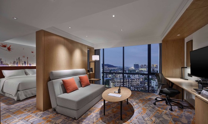 Tianhe Hotel | Eco-Friendly Retreat at Hilton Garden Inn Guangzhou Tianhe
