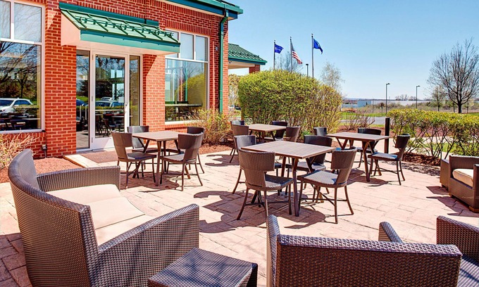 Windsor Hotel | Comfortable Stay at Hilton Garden Inn Hartford North