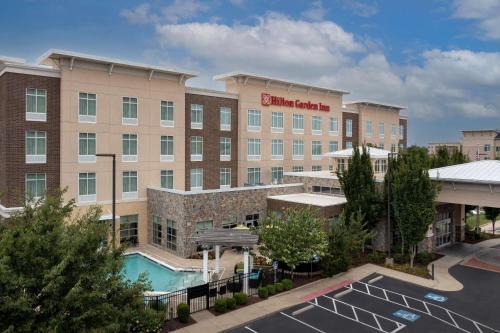 Murfreesboro Hotel | Discover the Hilton Garden Inn Murfreesboro: Pet-Friendly Stay