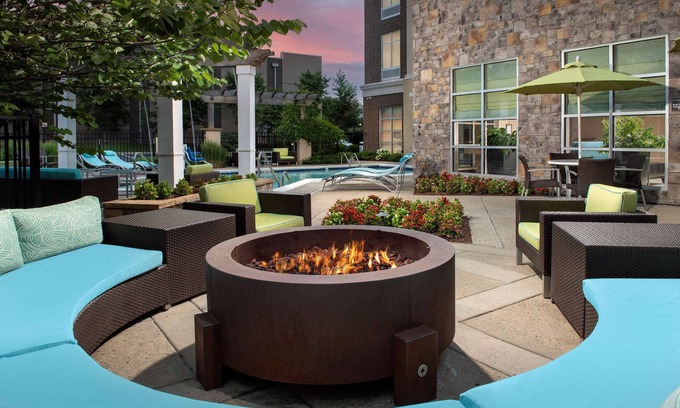 Murfreesboro Hotel | Top-Rated Hilton Garden Inn Murfreesboro with Pool & Dining