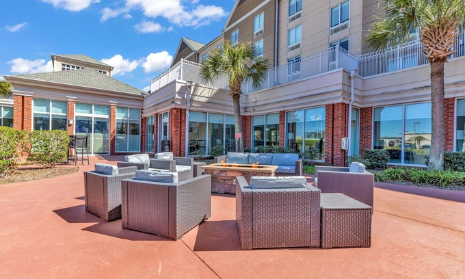 Myrtle Beach Hotel | Explore Hilton Garden Inn Myrtle Beach with Ocean View Pool