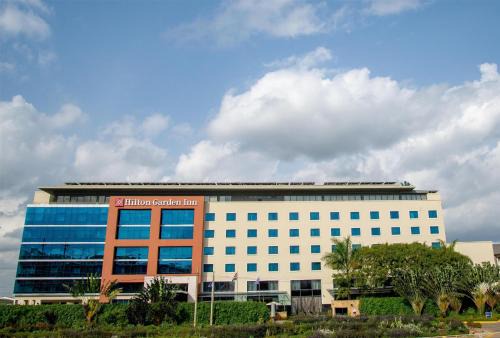 Nairobi Hotel | Discover Hilton Garden Inn Nairobi Airport: Family-Friendly Retreat