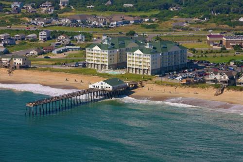 Kitty Hawk Hotel | Pet-Friendly Retreat at Hilton Garden Inn Outer Banks