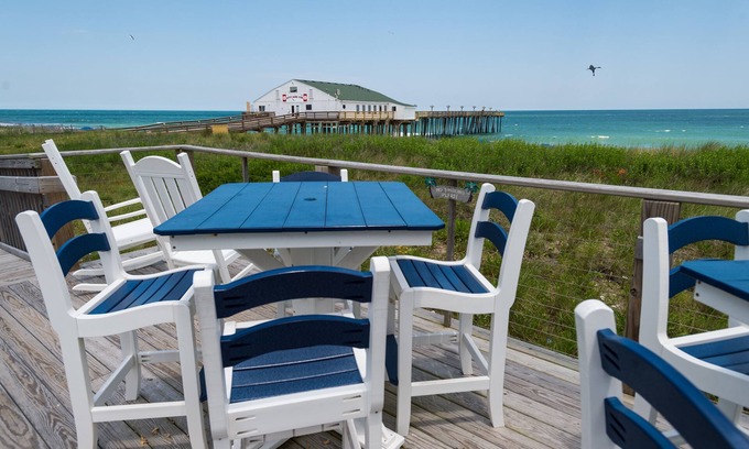 Kitty Hawk Hotel | Discover the Hilton Garden Inn Outer Banks with Ocean Views