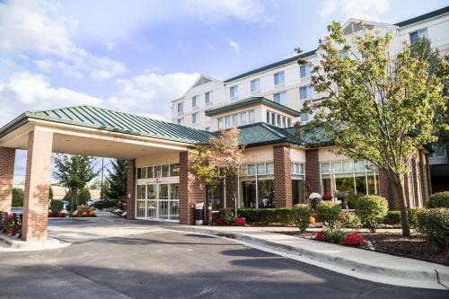 Plymouth Hotel | Enjoy Comfort at Hilton Garden Inn Plymouth with Pool Access