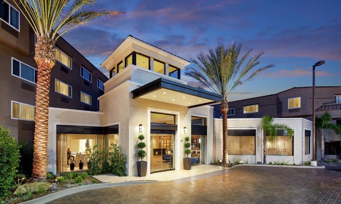 Kearny Mesa Hotel | Your Ideal Stay at Hilton Garden Inn Mission Valley