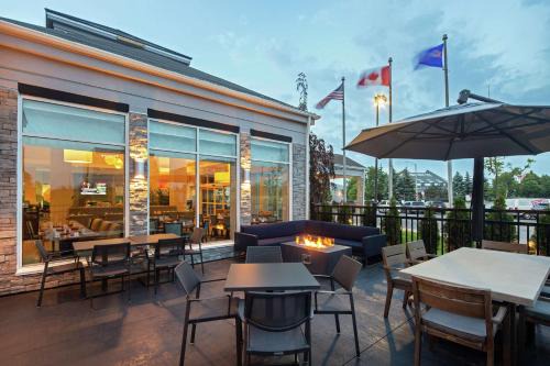 Clearview Hotel | Pet-Friendly Hilton Garden Inn Toronto-Oakville with Pool