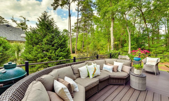 Sea Pines House | Prime Hilton Head Island Resort Home with Fire Pit & Spa