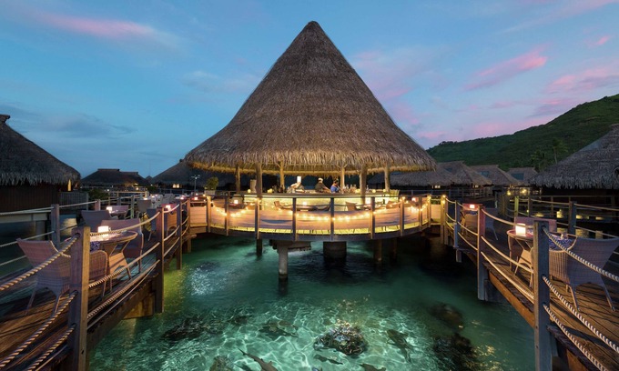 Pihaena Resort | Relax at Hilton Moorea Lagoon Resort & Spa - 5 Star Retreat