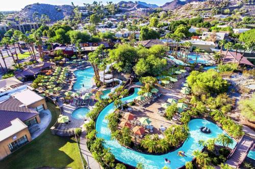 Camelback East Resort | Relax at Hilton Phoenix Resort with Pools & Ocean Views