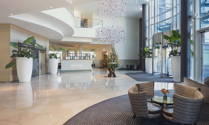 Reading Hotel | Elegant Hilton Reading Hotel with Pool & Spa Amenities