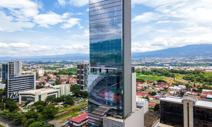 Mata Redonda Hotel | Discover Hilton San Jose La Sabana: 4-Star Comfort Awaits