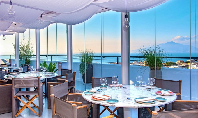 Sorrento Resort | Elegant Hilton Sorrento Palace with Oceanfront Pool Access